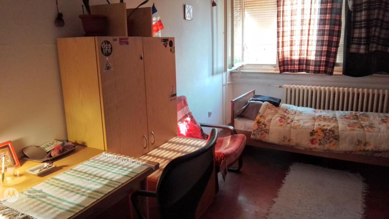Appartement Men Who Knit à Belgrade Extérieur photo